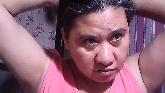 Snapshot of sweetsosie18 chatting on 09-14-25, 10:14 sweetsosie18 online show from 09-14-25, 10:14