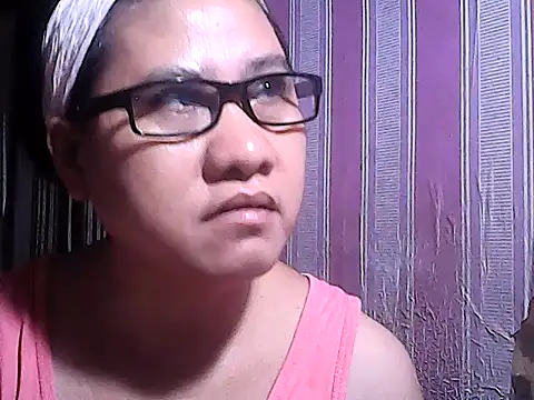 Snapshot of sweetsosie18 chatting on 10-01-25, 04:02 sweetsosie18 online show from 10-01-25, 04:02