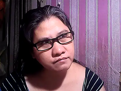 Snapshot of sweetsosie18 chatting on 10-05-25, 12:47 sweetsosie18 online show from 10-05-25, 12:47