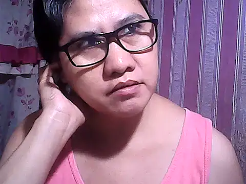 sweetsosie18 online show from 11-24-25, 11:59