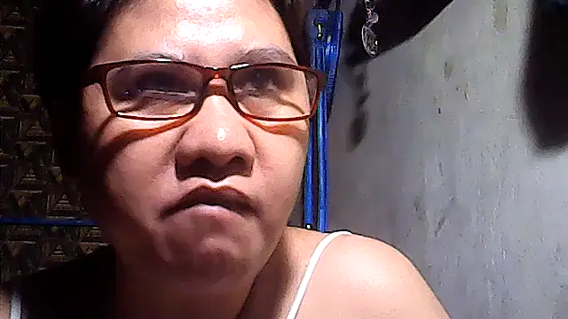 sweetsosie18 online show from 04-08-26, 07:47