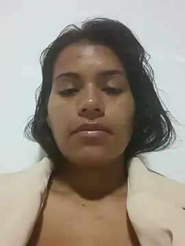 roxanamariahills  online show from 04-27-26, 03:32