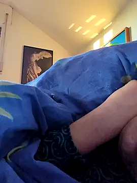 Snapshot of makau1 chatting on 12-25-24, 07:35 makau1 online show from 12-25-24, 07:35