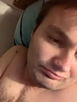 Snapshot of makau1 chatting on 09-28-25, 09:42 makau1 online show from 09-28-25, 09:42