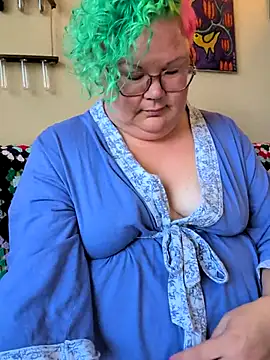 Snapshot of PotOfGreer chatting on 09-12-25, 03:01 PotOfGreer online show from 09-12-25, 03:01