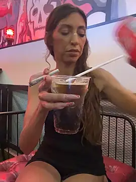 amanilouve online show from 03-08-25, 08:14