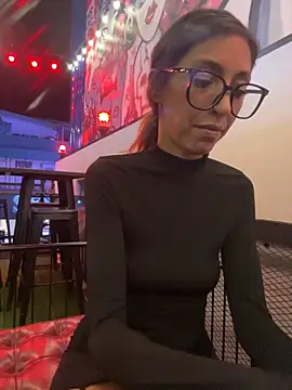 amanilouve online show from 03-09-25, 03:16