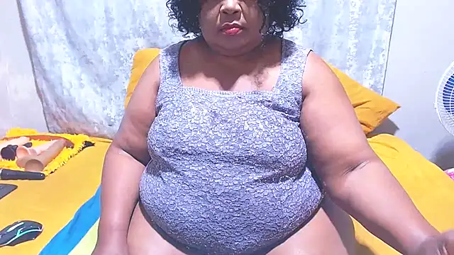 MatureBootyBabe4Uxx online show from 06-11-26, 02:22