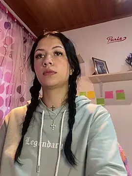 Snapshot of MadisonCambel chatting on 12-12-24, 05:04 MadisonCambel online show from 12-12-24, 05:04