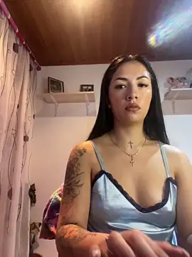 Snapshot of MadisonCambel chatting on 01-09-25, 02:22 MadisonCambel online show from 01-09-25, 02:22