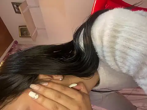 Snapshot of MadisonCambel chatting on 01-28-25, 01:16 MadisonCambel online show from 01-28-25, 01:16