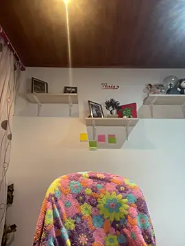 Snapshot of MadisonCambel chatting on 02-10-25, 03:24 MadisonCambel online show from 02-10-25, 03:24