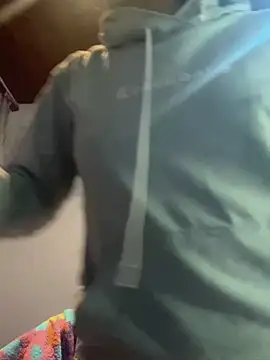 Snapshot of MadisonCambel chatting on 02-25-25, 08:25 MadisonCambel online show from 02-25-25, 08:25