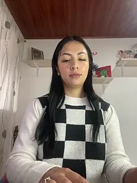 Snapshot of MadisonCambel chatting on 03-07-25, 12:45 MadisonCambel online show from 03-07-25, 12:45