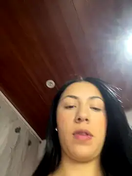 Snapshot of MadisonCambel chatting on 09-12-25, 02:33 MadisonCambel online show from 09-12-25, 02:33