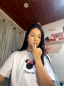 Snapshot of MadisonCambel chatting on 10-04-25, 02:53 MadisonCambel online show from 10-04-25, 02:53