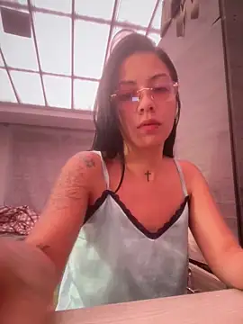 Snapshot of MadisonCambel chatting on 06-07-26, 08:12 MadisonCambel online show from 06-07-26, 08:12