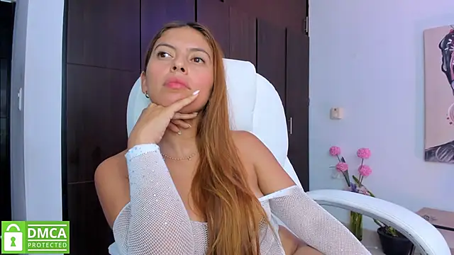 Snapshot of ROSE__15 chatting on 01-15-25, 01:45 ROSE 15 online show from 01-15-25, 01:45