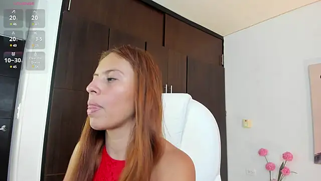 Snapshot of ROSE__15 chatting on 02-07-25, 08:20 ROSE 15 online show from 02-07-25, 08:20