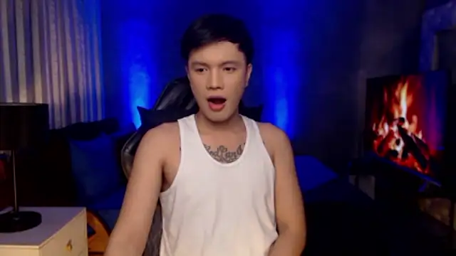 Snapshot of xjakolitox chatting on 11-24-25, 10:15 xjakolitox online show from 11-24-25, 10:15