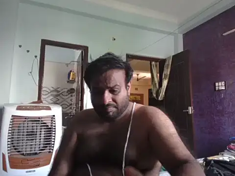Snapshot of sura11311 chatting on 06-15-26, 05:42 sura11311 online show from 06-15-26, 05:42