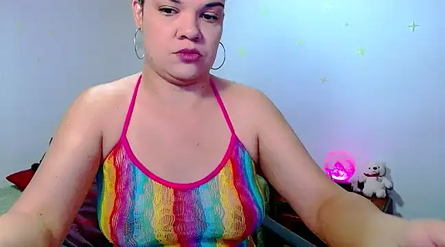 luchiana hott21 online show from 01-21-25, 01:54