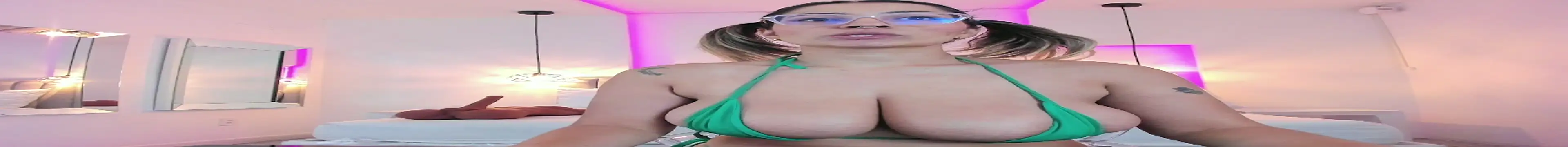 Snapshot of ValeryNova chatting on 01-04-25, 02:04 ValeryNova online show from 01-04-25, 02:04