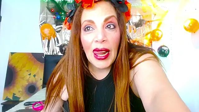 Snapshot of mussa_hott chatting on 10-28-25, 09:39 mussa hott online show from 10-28-25, 09:39