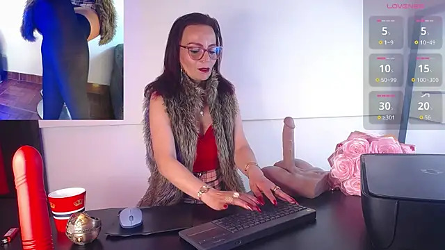 Miss ellien online show from 09-17-25, 03:30