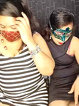 Snapshot of Sexy_anamika chatting on 02-01-25, 09:54 Sexy anamika online show from 02-01-25, 09:54