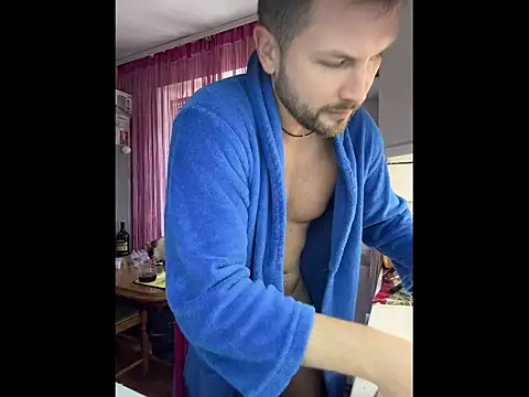 Snapshot of MartinBrandon chatting on 06-02-26, 11:34 MartinBrandon online show from 06-02-26, 11:34