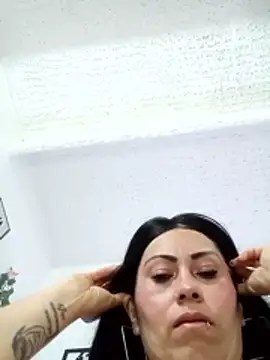 Tania mature online show from 05-12-26, 05:10