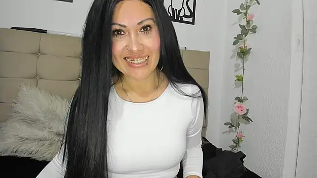 Tania mature online show from 05-26-26, 07:43