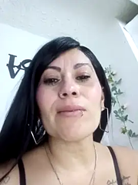 Tania mature online show from 07-01-26, 05:45