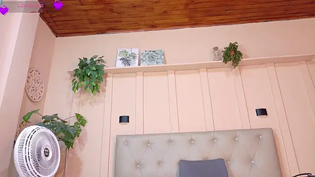 nicol snow online show from 02-28-26, 01:23