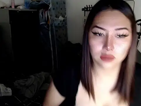 urqueendominant online show from 05-04-26, 03:24