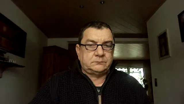 Snapshot of Nobbie444 chatting on 02-01-26, 12:26 Nobbie444 online show from 02-01-26, 12:26