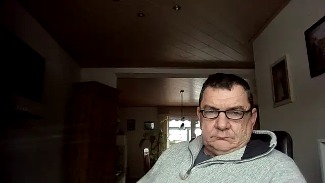 Snapshot of Nobbie444 chatting on 02-06-26, 11:46 Nobbie444 online show from 02-06-26, 11:46