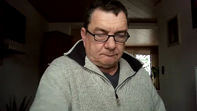 Snapshot of Nobbie444 chatting on 02-07-26, 02:21 Nobbie444 online show from 02-07-26, 02:21