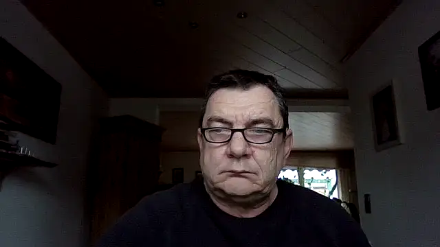 Snapshot of Nobbie444 chatting on 02-19-26, 03:08 Nobbie444 online show from 02-19-26, 03:08