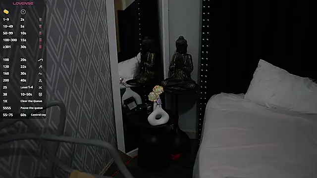 Snapshot of colombiamommy chatting on 07-31-26, 12:04 colombiamommy online show from 07-31-26, 12:04