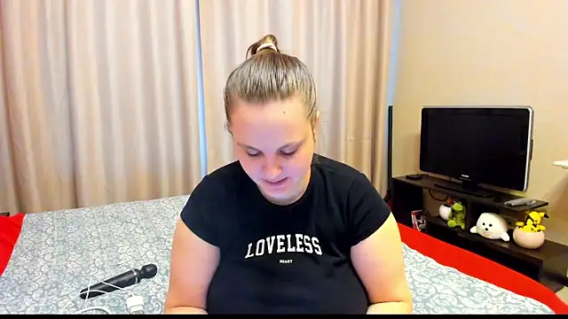 AlanaBrox online show from 03-04-25, 01:28