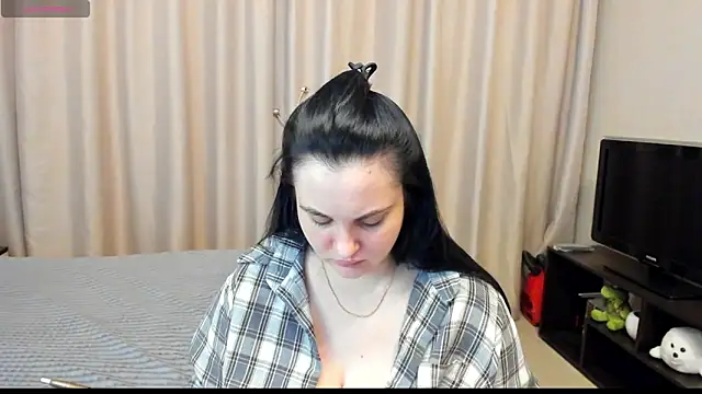 AlanaBrox online show from 05-30-26, 09:23
