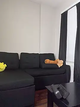 TilaTotti online show from 04-30-26, 01:34