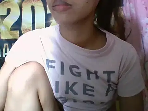 Snapshot of wild_jewel18 chatting on 01-09-25, 07:10 wild jewel18 online show from 01-09-25, 07:10