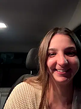 DoriDeluxe66 online show from 10-28-25, 09:28