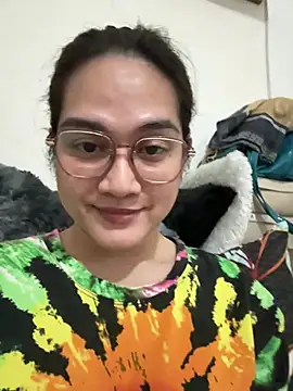 MarieLoveGlamorous online show from 05-07-26, 06:24