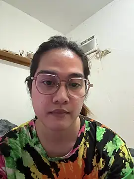 MarieLoveGlamorous online show from 05-31-26, 09:05