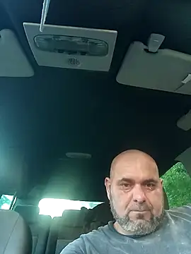 Snapshot of Czarny1104 chatting on 09-10-25, 05:02 Czarny1104 online show from 09-10-25, 05:02