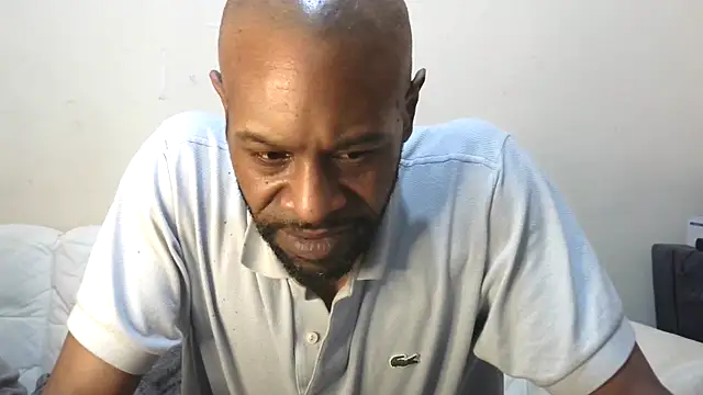 Snapshot of CuzzyB69 chatting on 03-17-26, 07:50 CuzzyB69 online show from 03-17-26, 07:50